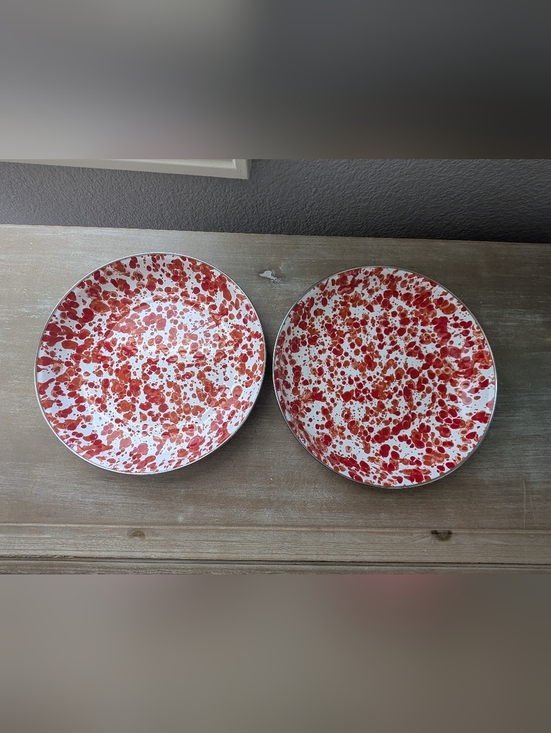 Other - Metal Dinner Plates / Bowls Made In Columbia New